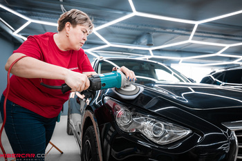 Infiniti QX70: полировка