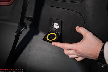 GAC M8: установка инвертора 220 В и розеток