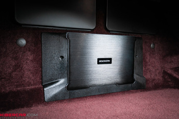 Aston Martin DB11: модернизация автозвука