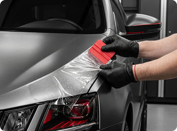 Оклейка Cadillac Escalade V поколение антигравийной плёнкой