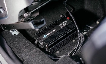 Geely Tugella: установка инвертора 220 В