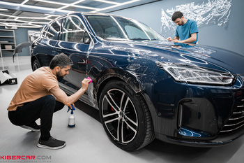 Aito M5: оклейка кузова антигравийной пленкой