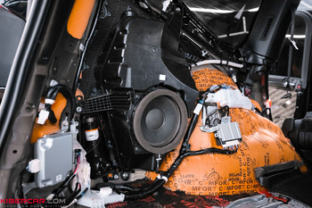 Toyota Land Cruiser 300: модернизация автозвука