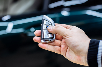 Дистанционный автозапуск двигателя BMW M8 и других серий