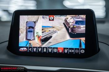 Mazda 3: установка системы кругового обзора 360 градусов