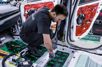 Changan UNI-V: шумоизоляция материалами STP и Comfort mat