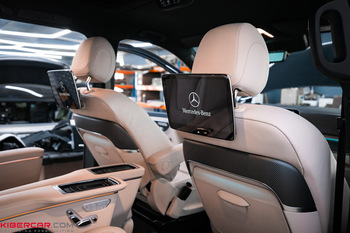 Mercedes-Benz V-Класс 2024 III (W447) рестайлинг 2: пассажирские мониторы