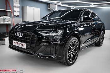 Audi Q8: оклейка кузова антигравийной пленкой