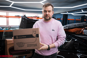 Aston Martin DB11: доводчики дверей SmartGear