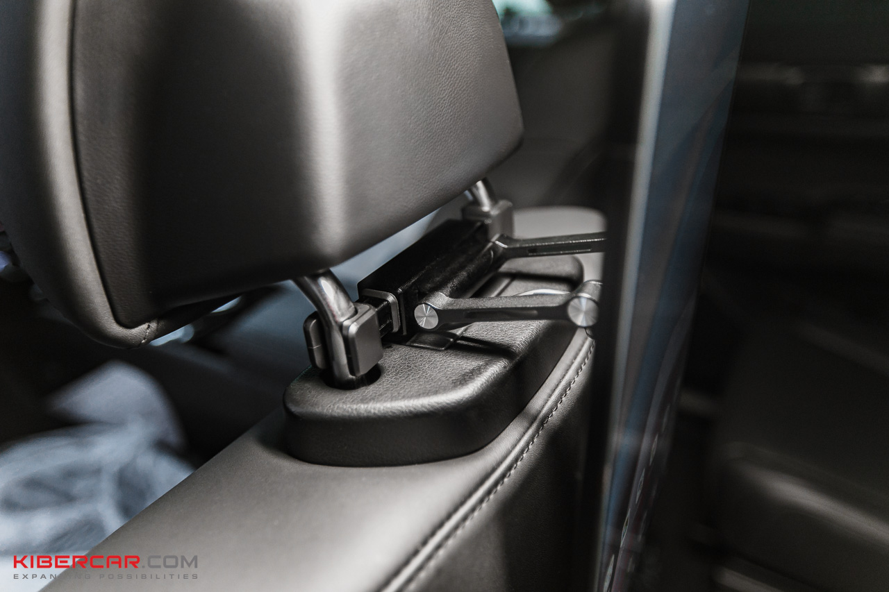 Крепление мониторов Крепление мониторов.jpg