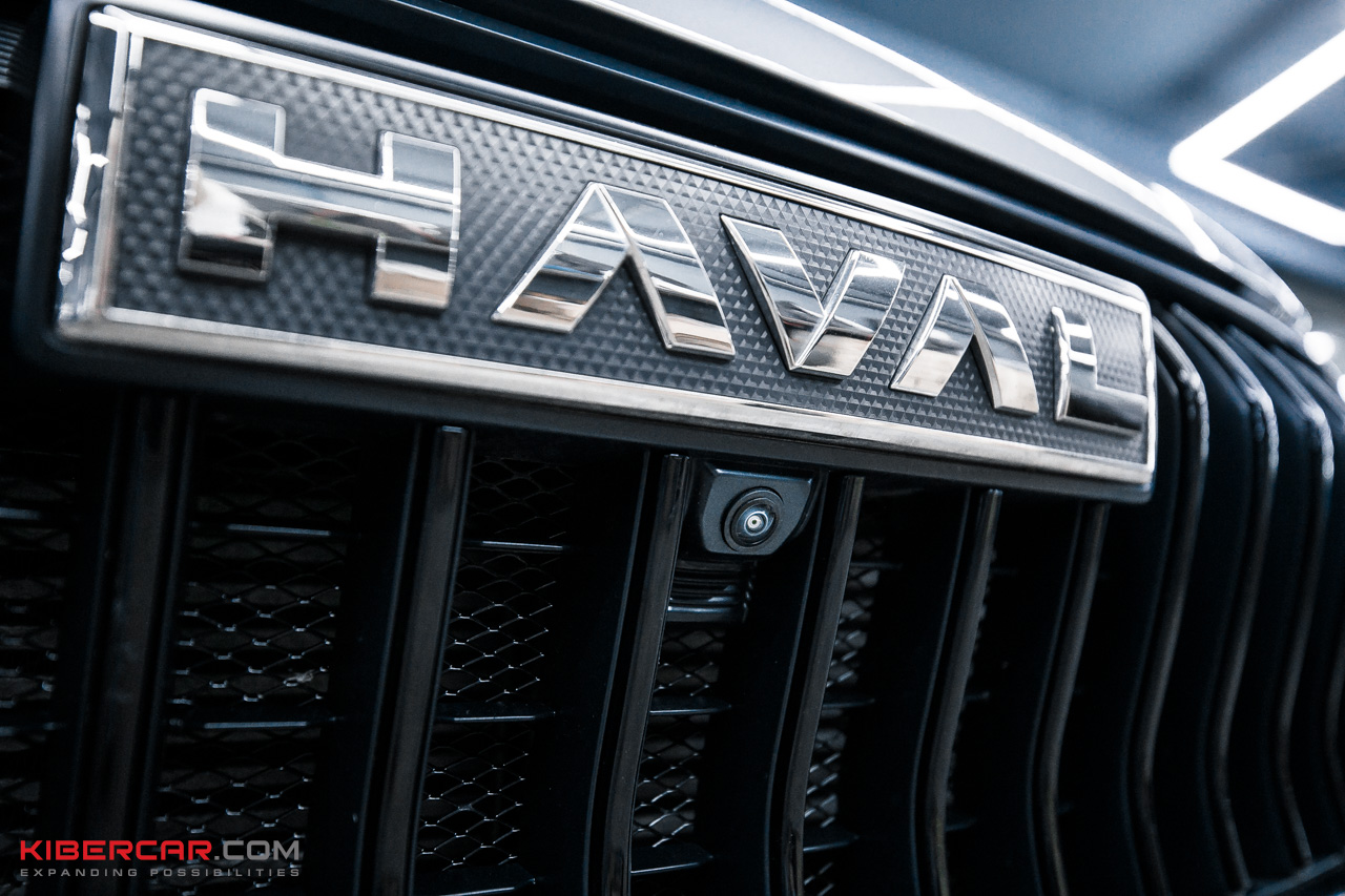 Установка передней камеры кругового обзора на Haval Jolion под радиаторной решеткой