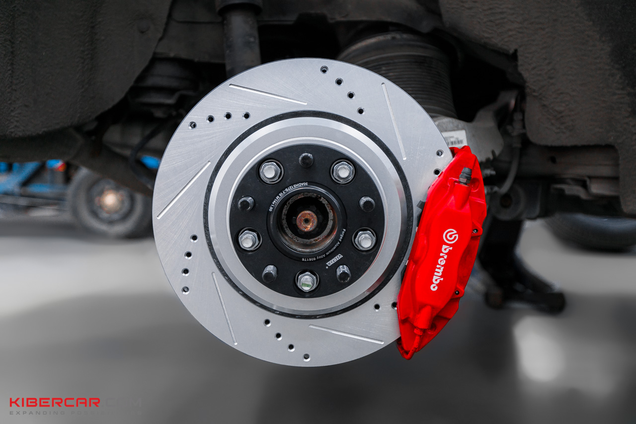 Установка тормозов в Grand Cherokee