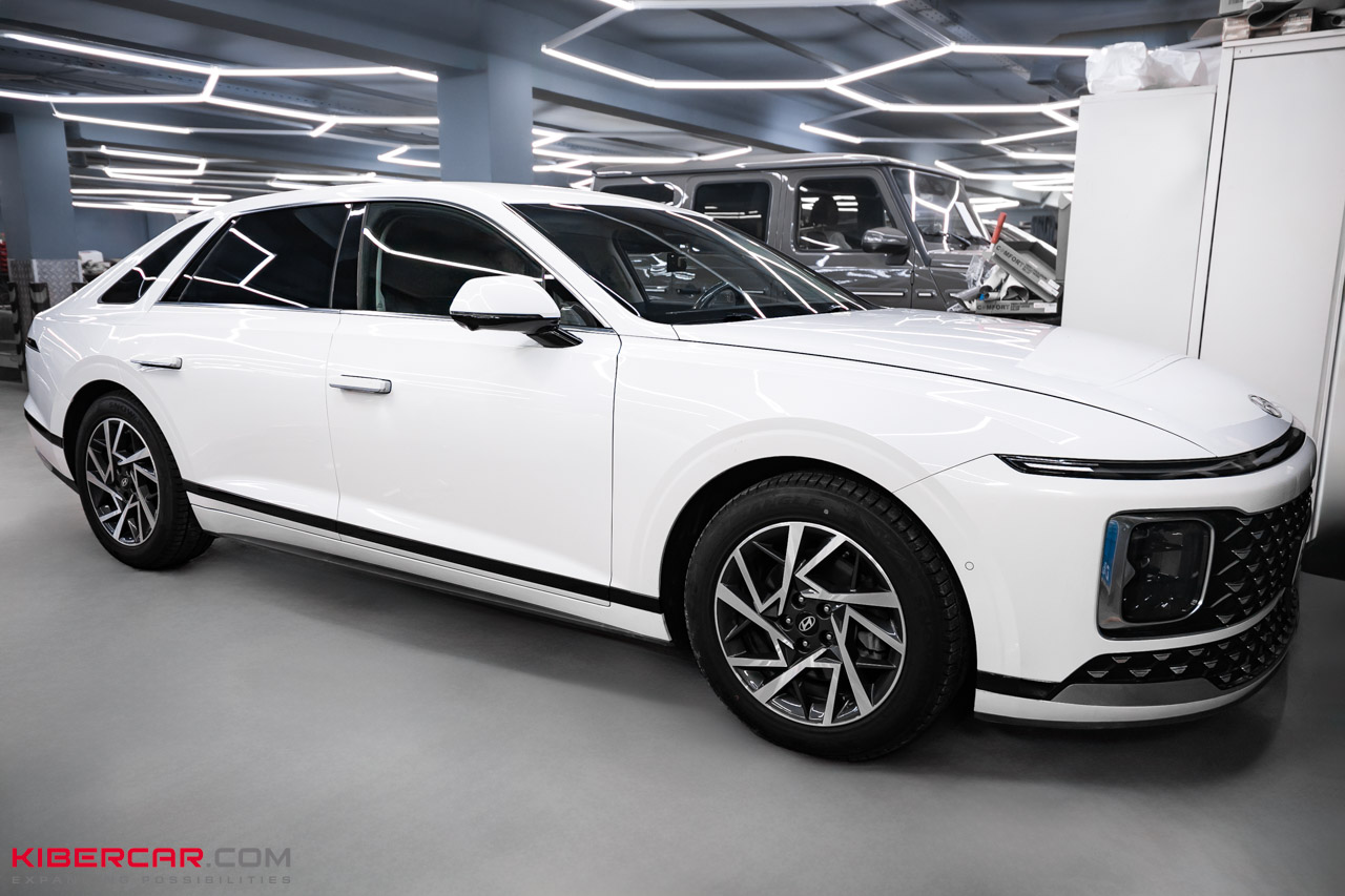 Hyundai Grandeur.jpg