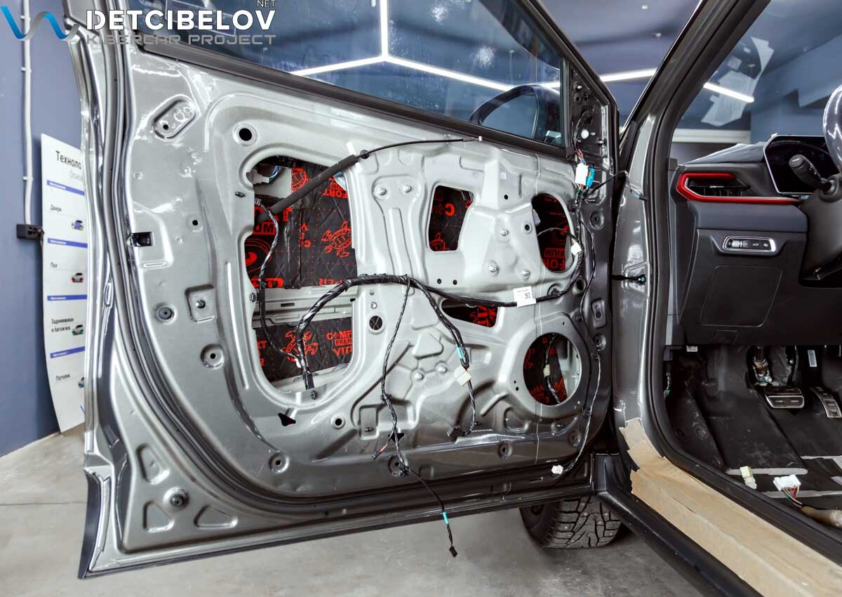 Geely Coolray (2).jpg