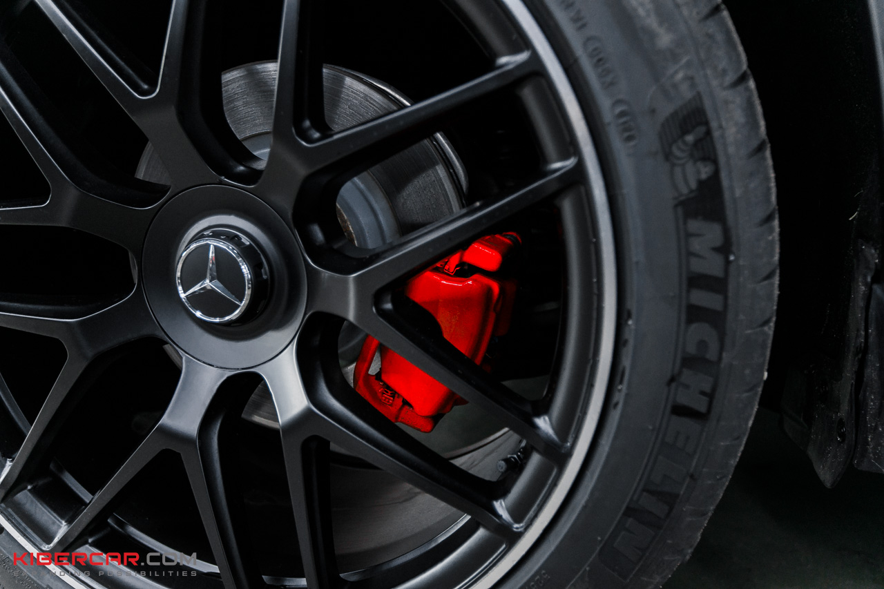 gle amg-4.jpg