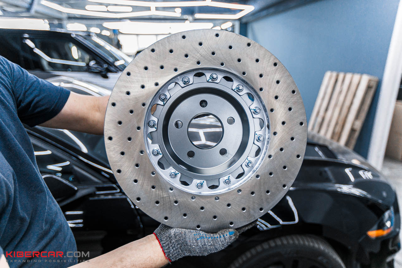 Ford Mustang тормоза Brembo (7).jpg