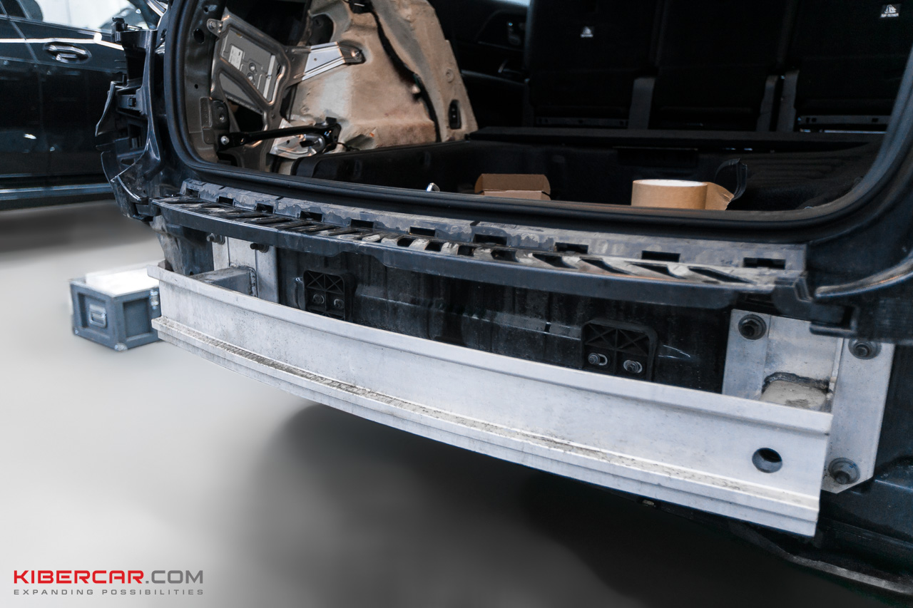 Установка выхлопной системы ENGINEVOX в Mercedes-Benz GLE-Класс