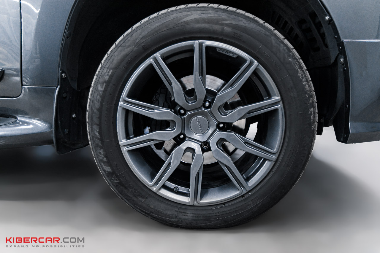 Toyota LC200 тормоза Brembo (2).jpg