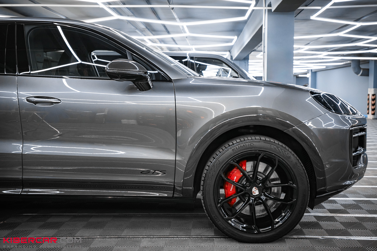 Карбоновый обвес для Porsche Cayenne (3).jpg
