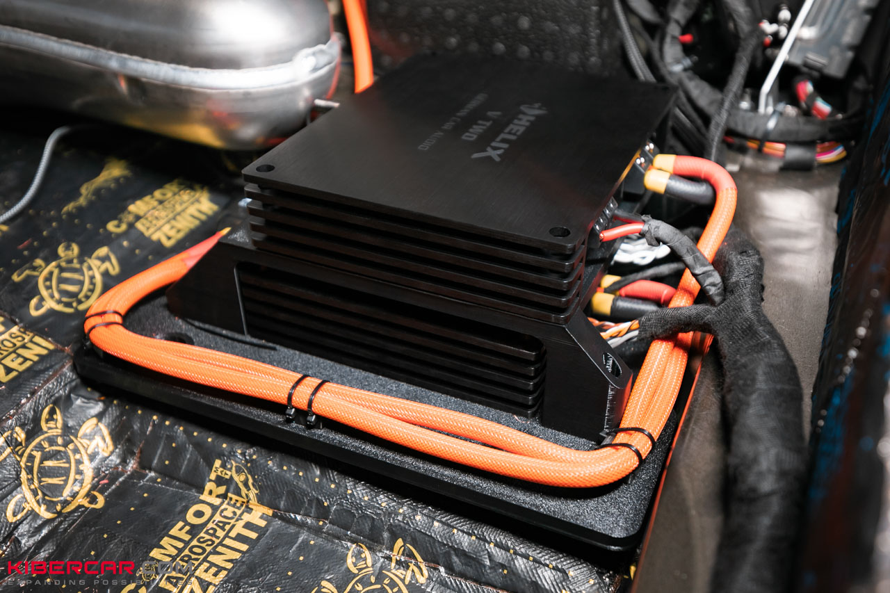 Mercedes-Benz GLE W167 автозвук (24).jpg