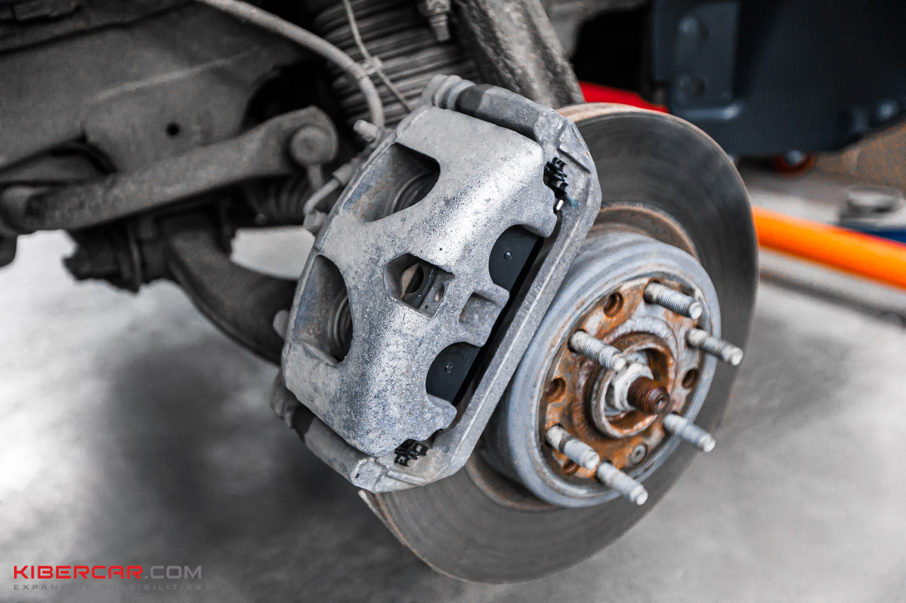 Ram 1500 тормоза Brembo & PowerStop (12).jpg