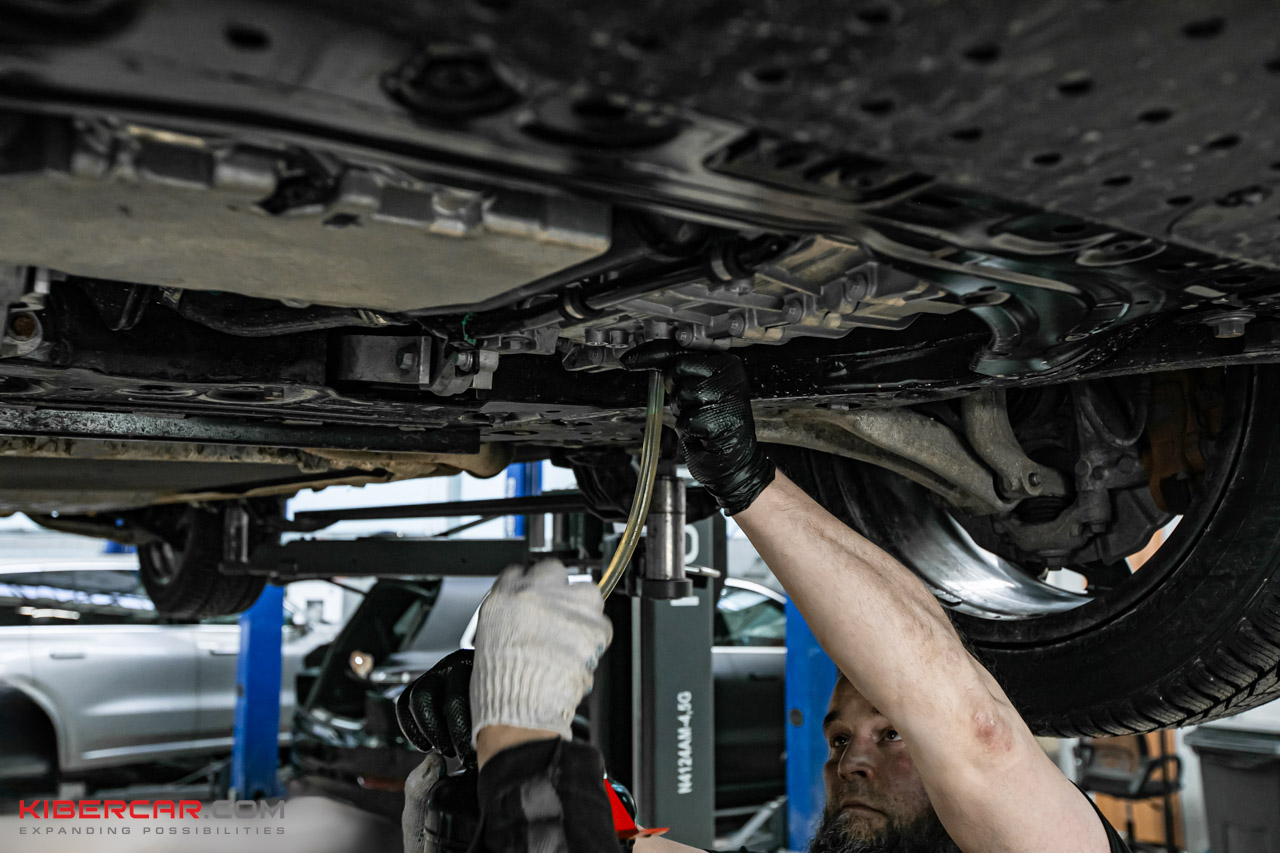 lynk-co-900-tekhobsluzhivanie (8).jpg