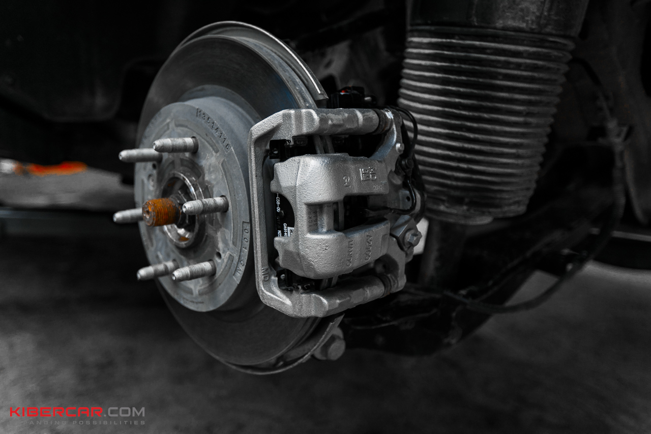 Cadillac Escalade тормоза Brembo PowerStop (7).jpg
