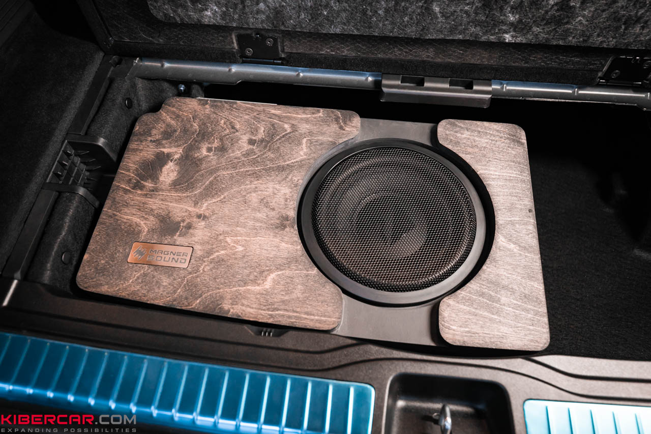 Установка сабвуфера