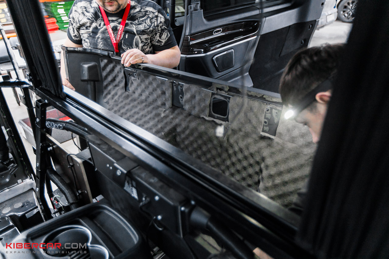 Mercedes-Benz V-Класс шумоизоляция (7).jpg