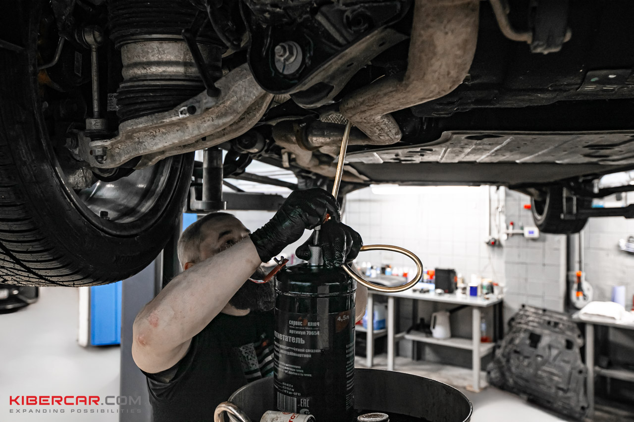 lynk-co-900-tekhobsluzhivanie (9).jpg