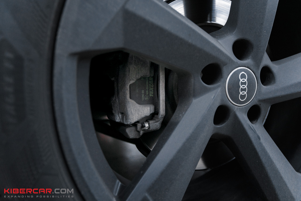 Штатная тормозная система Audi A7 до демонтажа