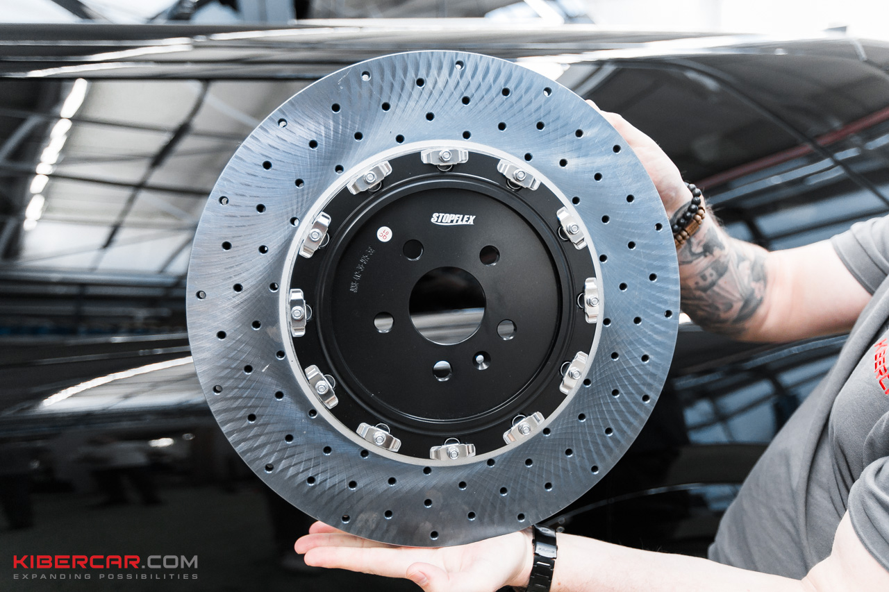 Zeekr 9X тормоза Brembo (2).jpg