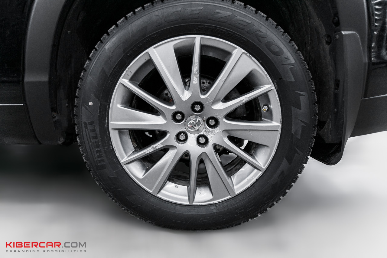 Toyota Highlander диски и колодки