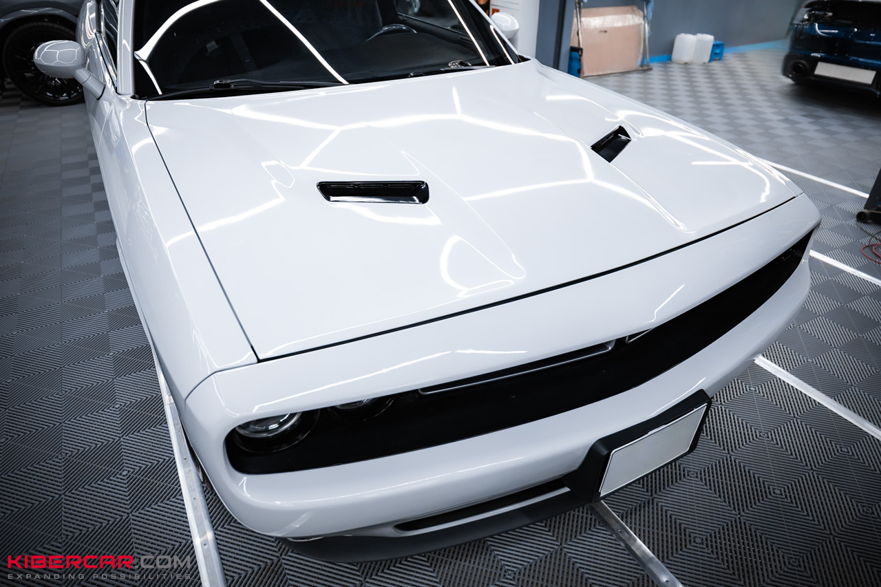 Dodge Challenger оклейка