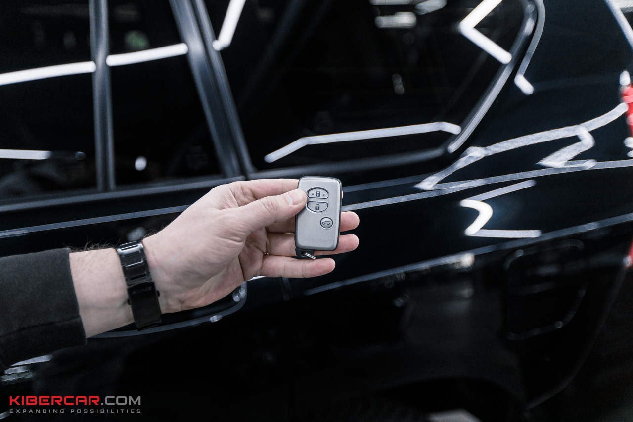 Toyota LC Prado электропривод крышки багажника (4).jpg