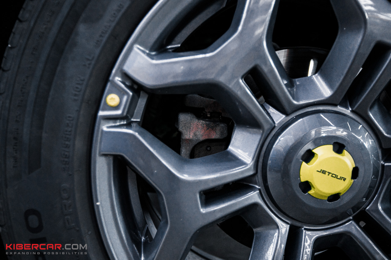 Jetour T2 тормоза Brembo (4).jpg