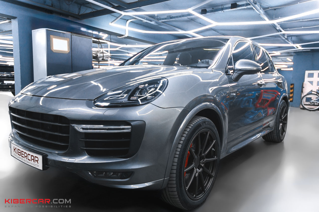 Porsche Cayenne Turbo.jpg