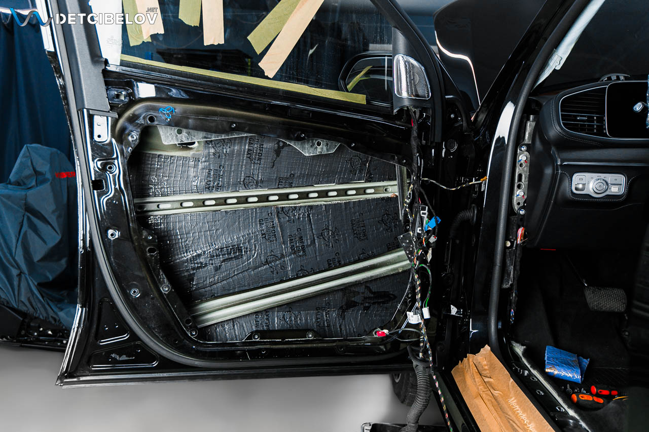 Шумоизоляция дверей авто