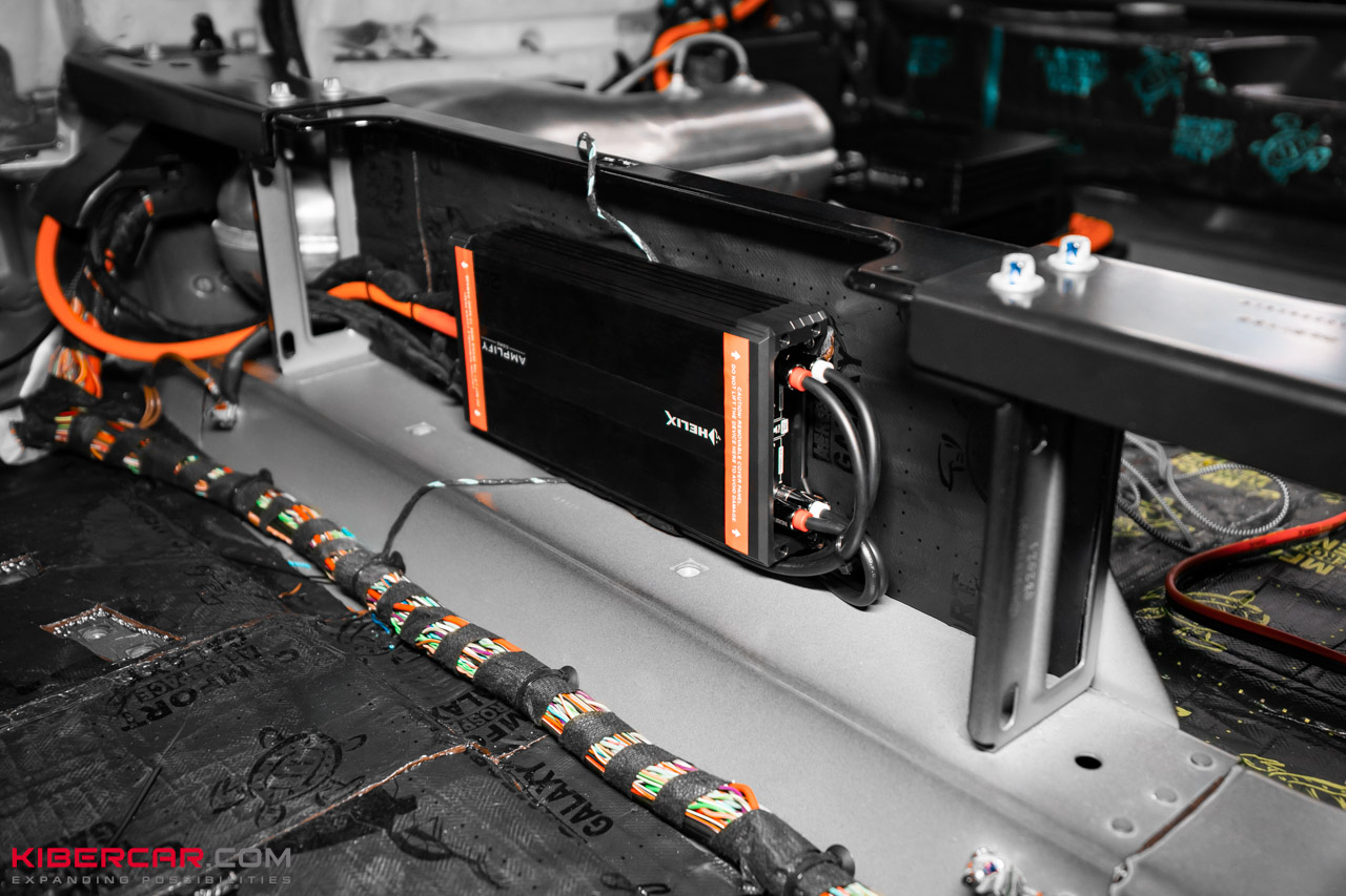 Mercedes-Benz GLE W167 автозвук (19).jpg