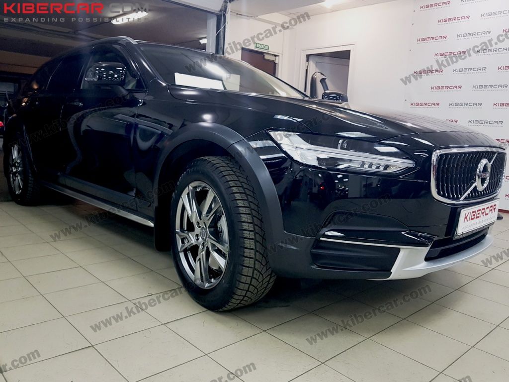 Volvo V90.jpg
