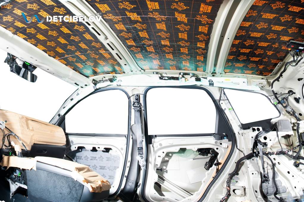 Volvo-XC60_Pot_1S_1_2_.jpg
