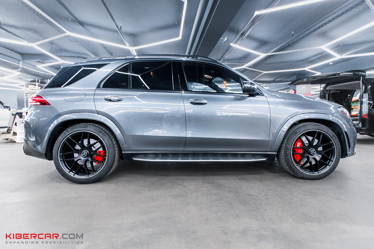 gle amg-19.jpg