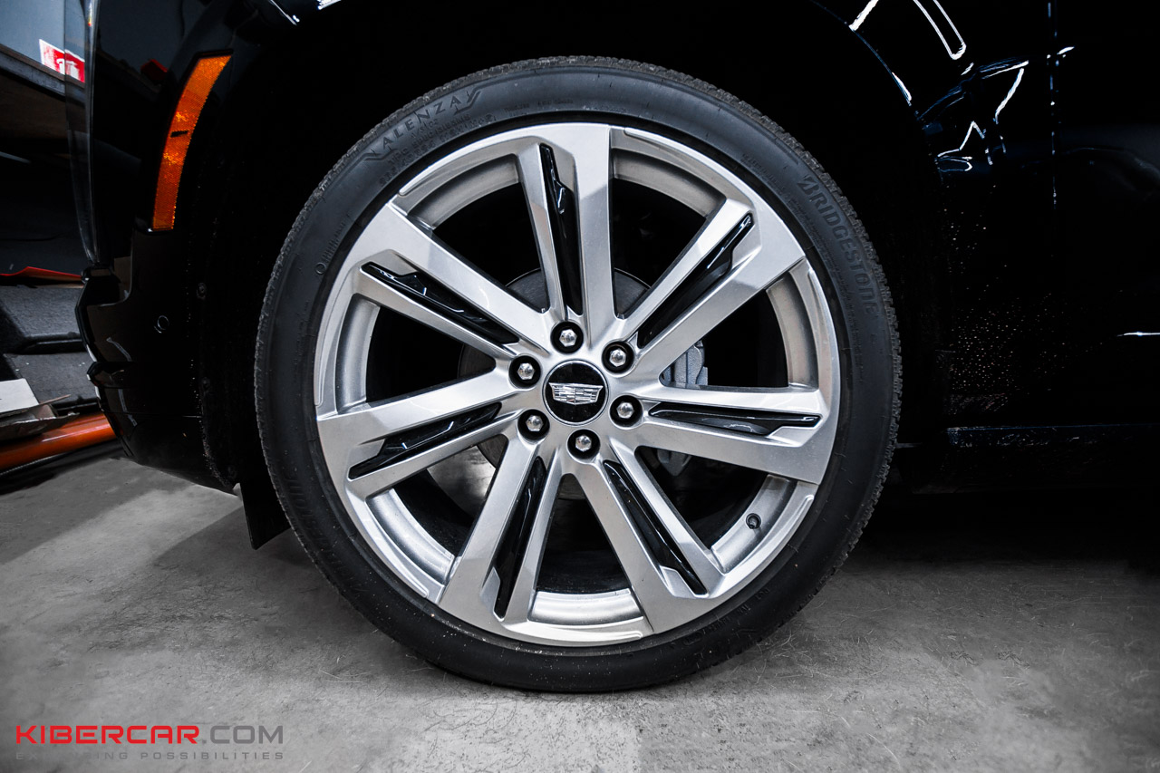 Cadillac Escalade тормоза Brembo (9).jpg