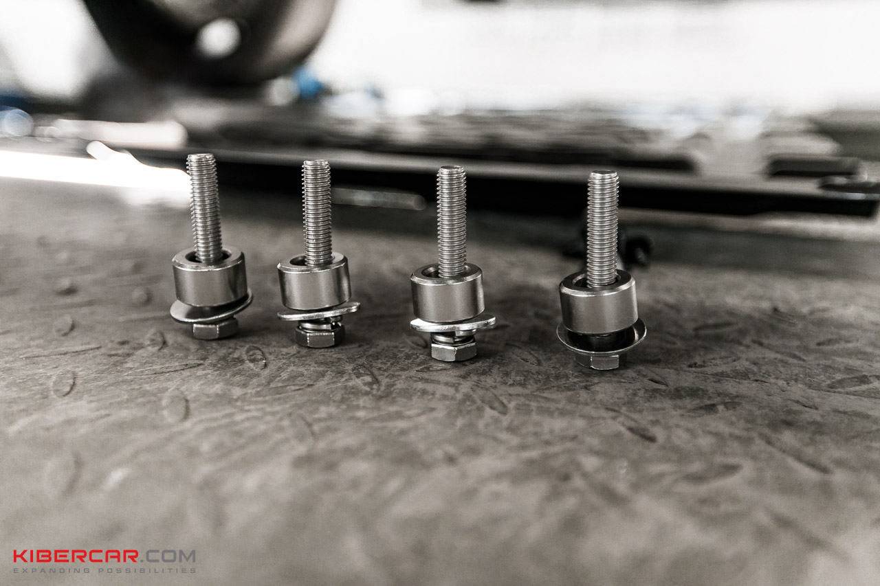 Zeekr 9X установка защиты днища (9).jpg