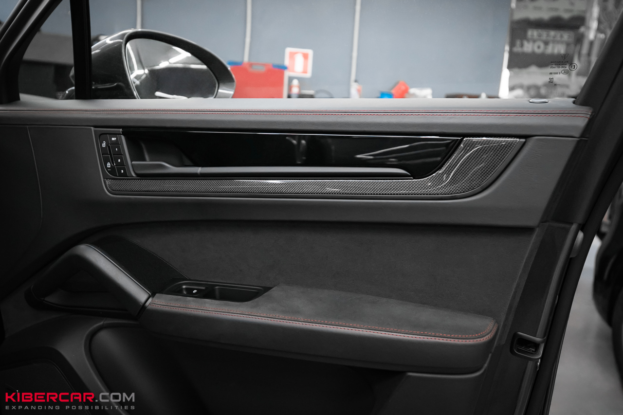 Ламинация карбоном Porsche Cayenne