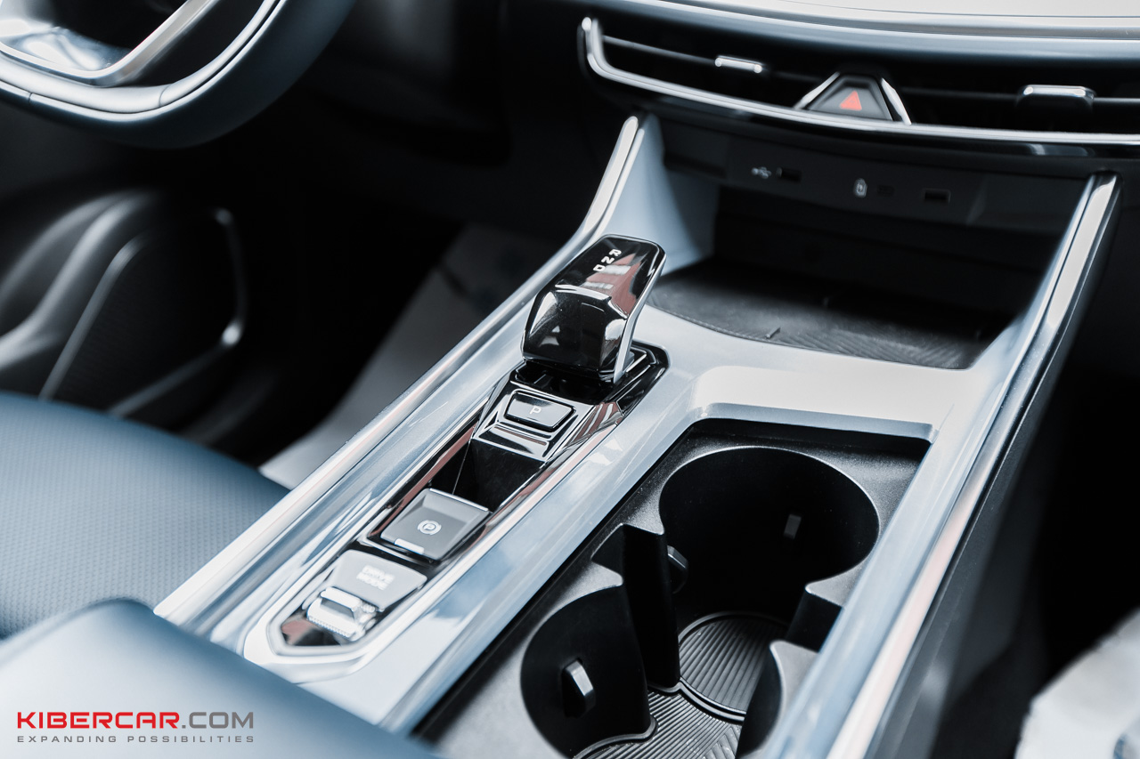 Geely Jiaji авто под заказ (17).jpg