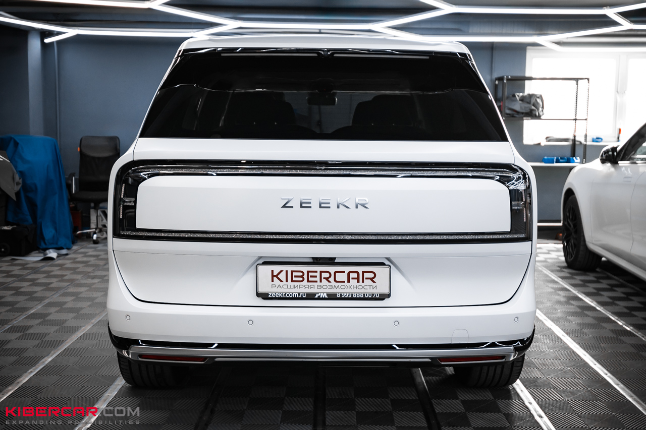 Матовая полиуретановая пленка на Zeekr 9X (3).jpg
