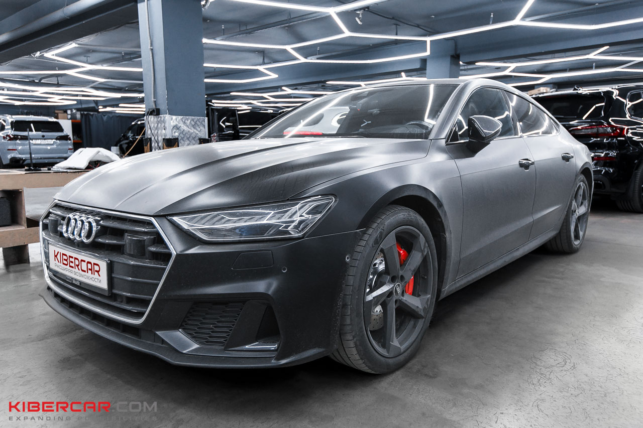Audi A7 на замене тормозов от Audi RS в КИБЕРКАР