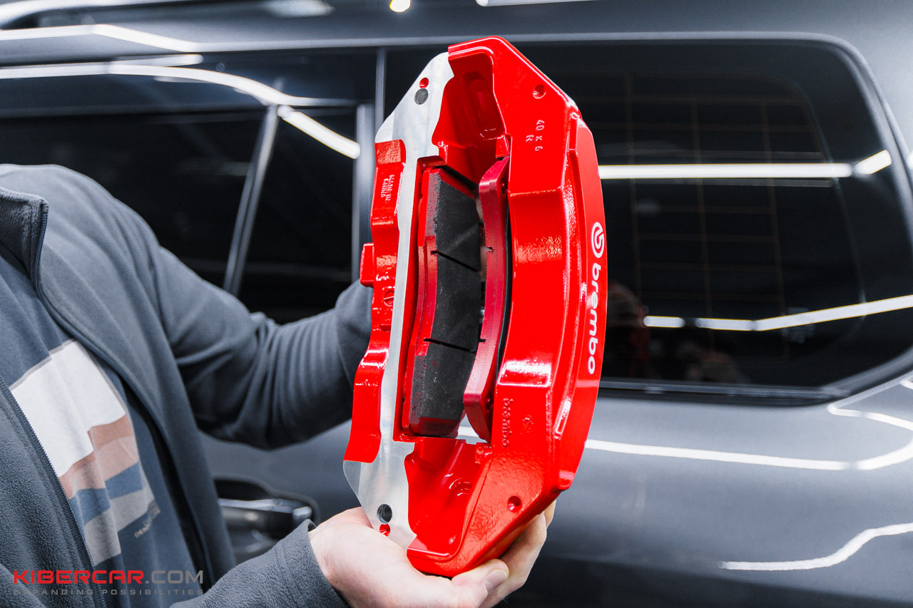 Toyota LC200 тормоза Brembo (9).jpg