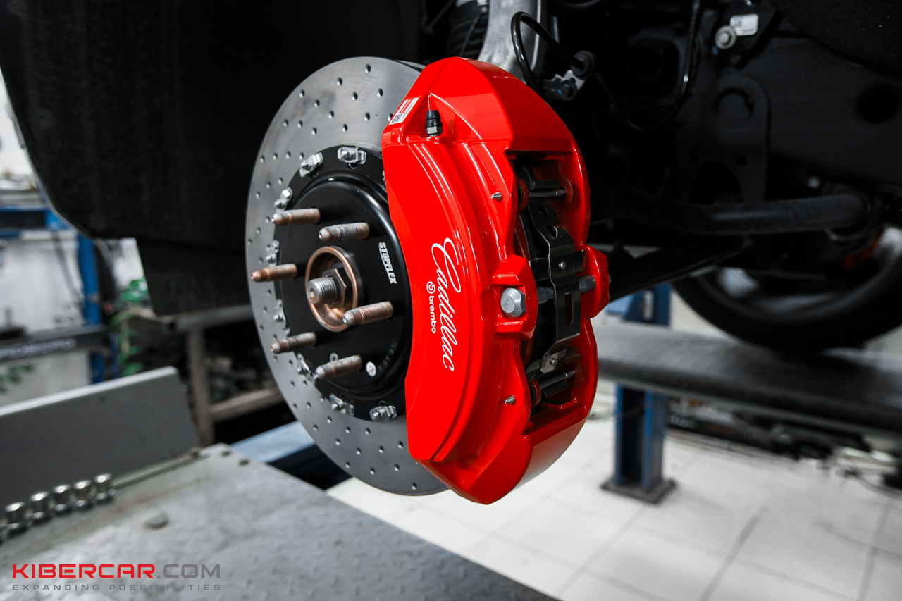 Cadillac Escalade тормоза Brembo (14).jpg